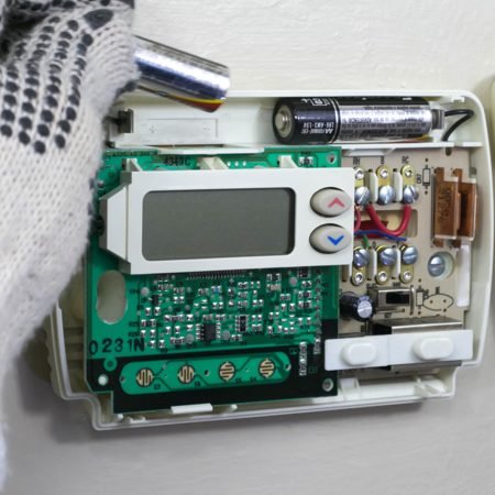 Thermostat-Battery-Blog-Cover-Image